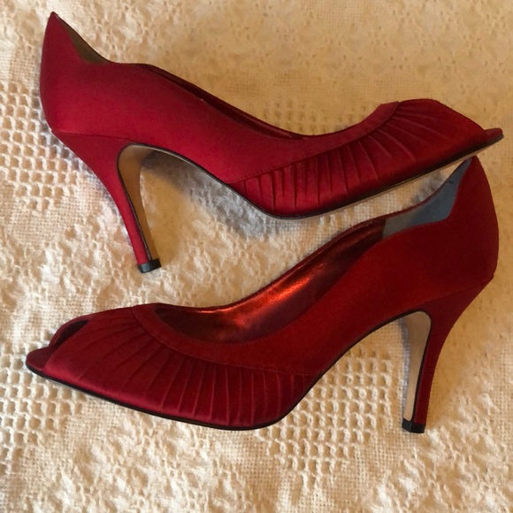 Nina Peep Toe Heels - Picture 8 of 8